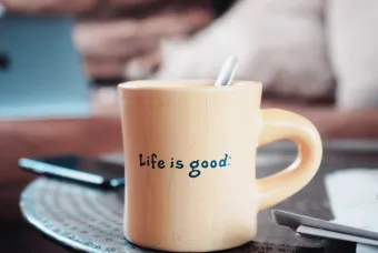 het leven is goede mok koffietafel